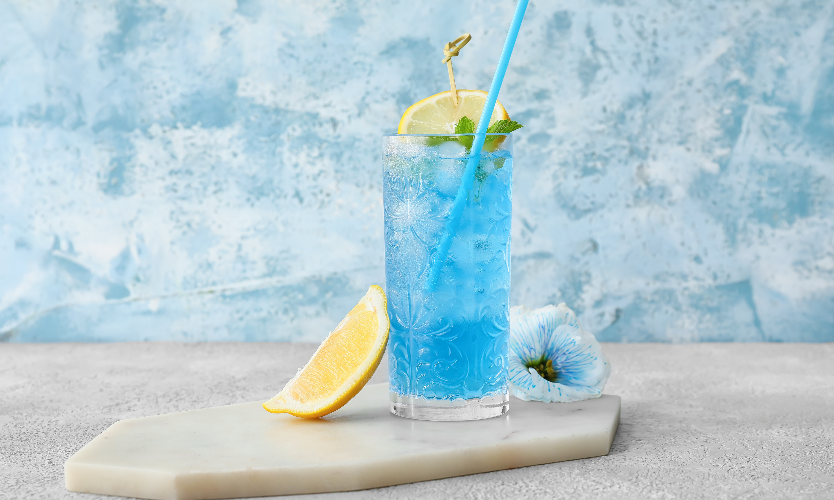 BLUE LAGOON MOCKTAIL