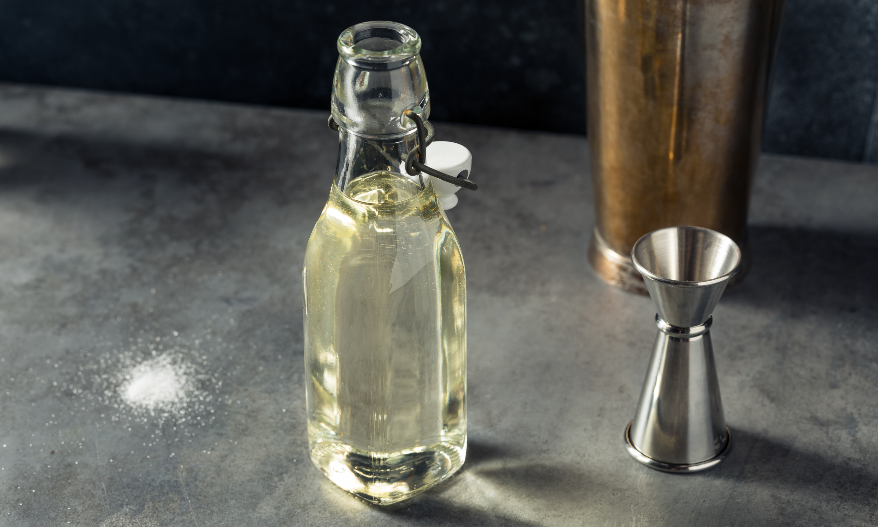 HOW TO MAKE SIMPLE SYRUP