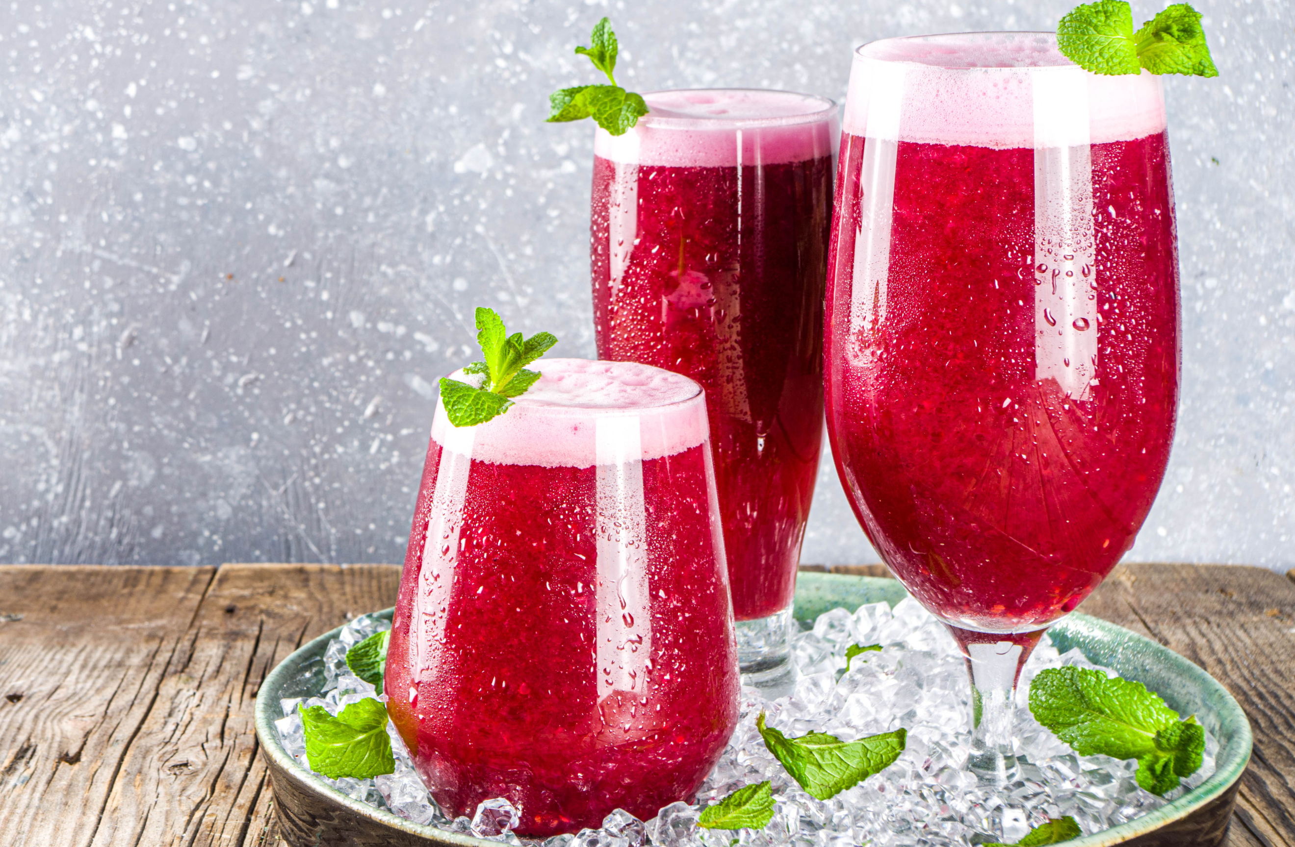 SUMMER BERRY MOCKTAIL